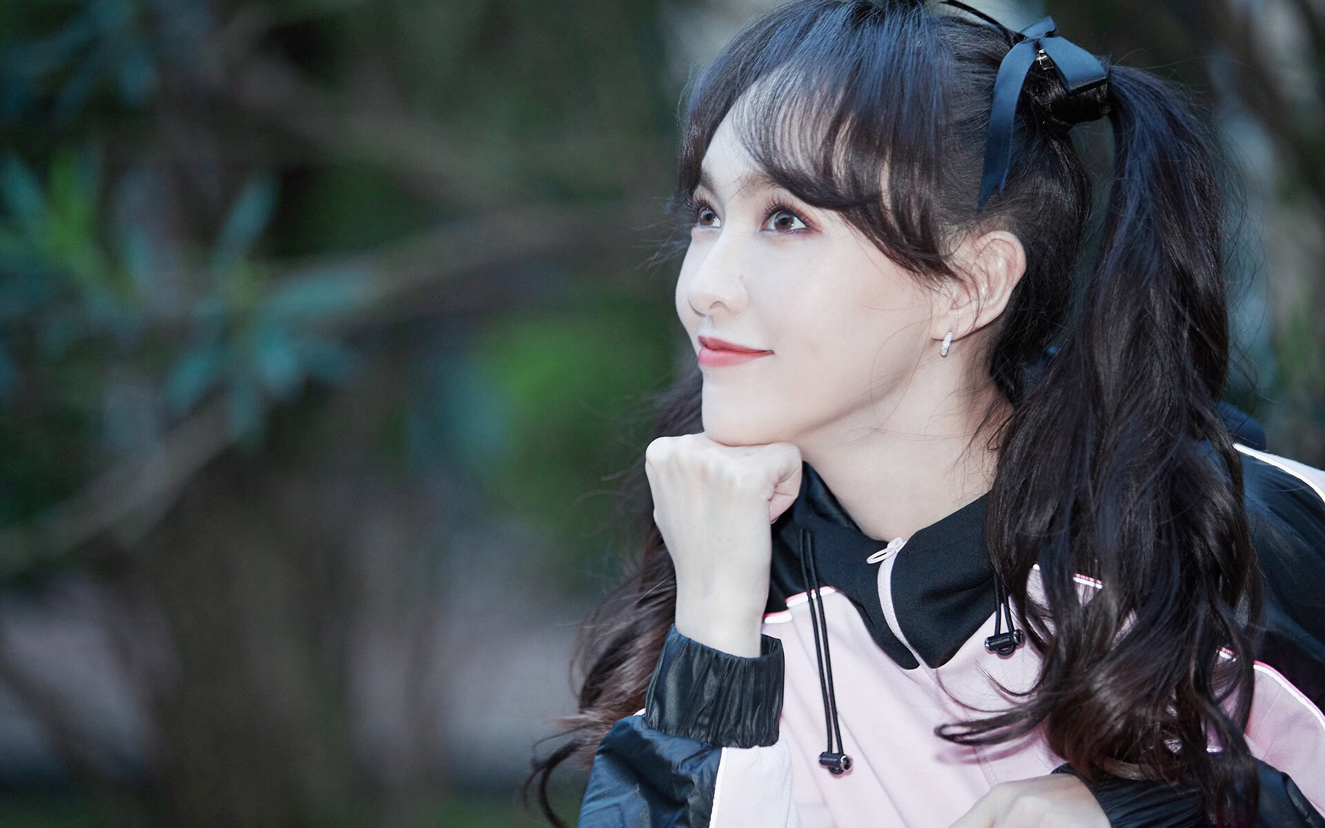 西班牙马术学院推出青少年培训计划,培养未来马术明星。,西班牙马术学校