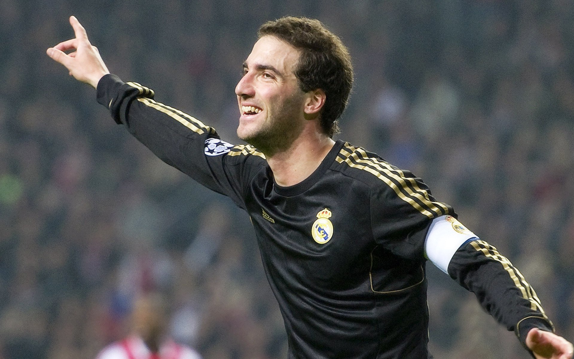 _未来体育馆国际巡展：科技打造极致体验_，未来的体育馆图片