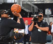 关于"NBA直播的新时代：通过新平台吸引粉丝"的信息