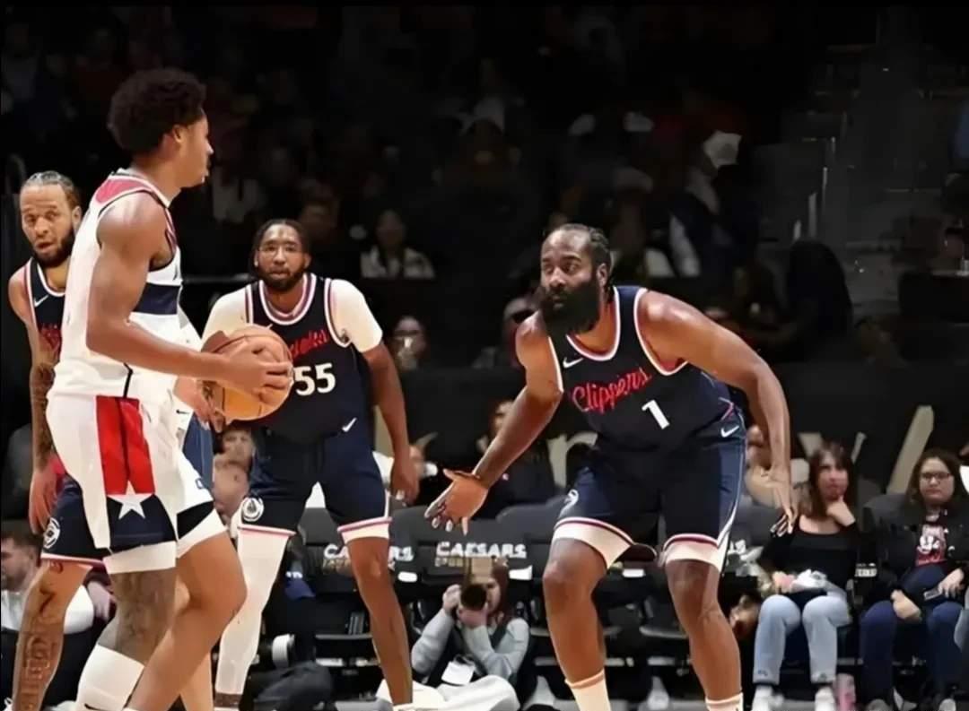 包含"NBA的防守哲学：怎样对抗高效的进攻"的词条